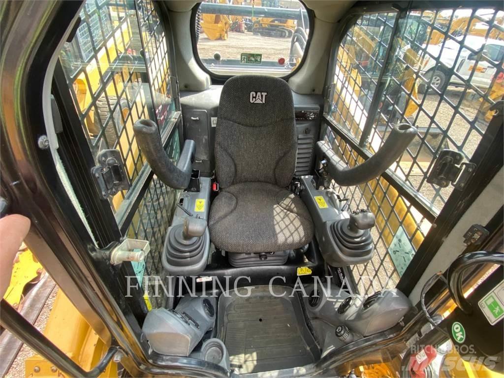 CAT 262D Skid steer loaders