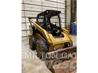 CAT 262D 3 Skid steer loaders