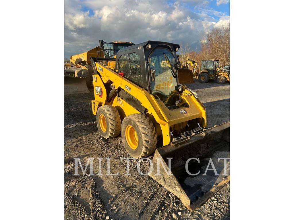 CAT 262D 3 Skid steer loaders