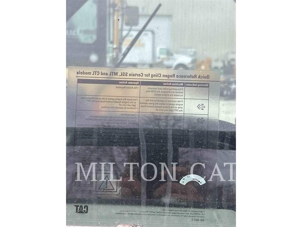 CAT 262D 3 Skid steer loaders