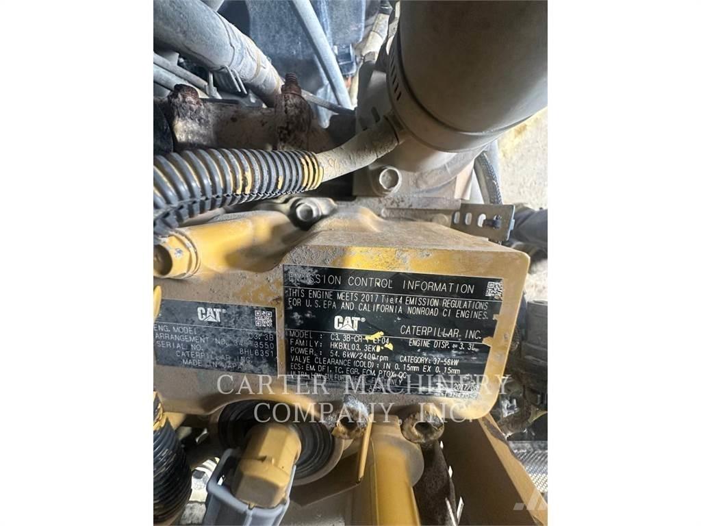 CAT 262D ACHF Skid steer loaders