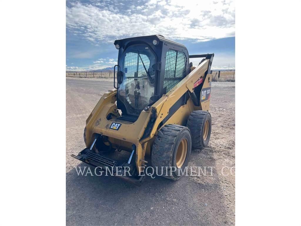 CAT 262D HF Skid steer loaders