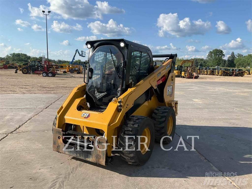 CAT 262D3 Skid steer loaders