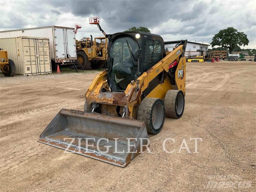 CAT 262D3 Skid steer loaders