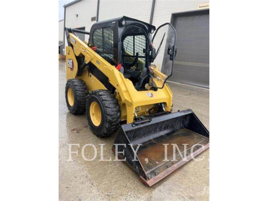CAT 262D3 Skid steer loaders