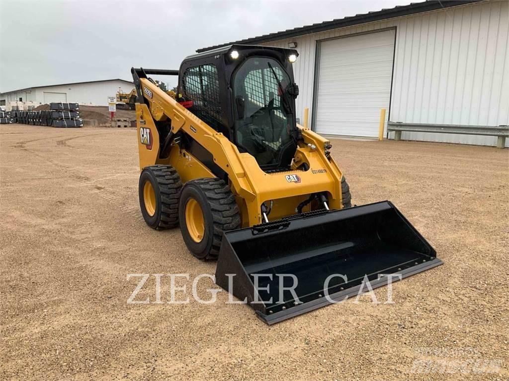 CAT 262D3 Skid steer loaders