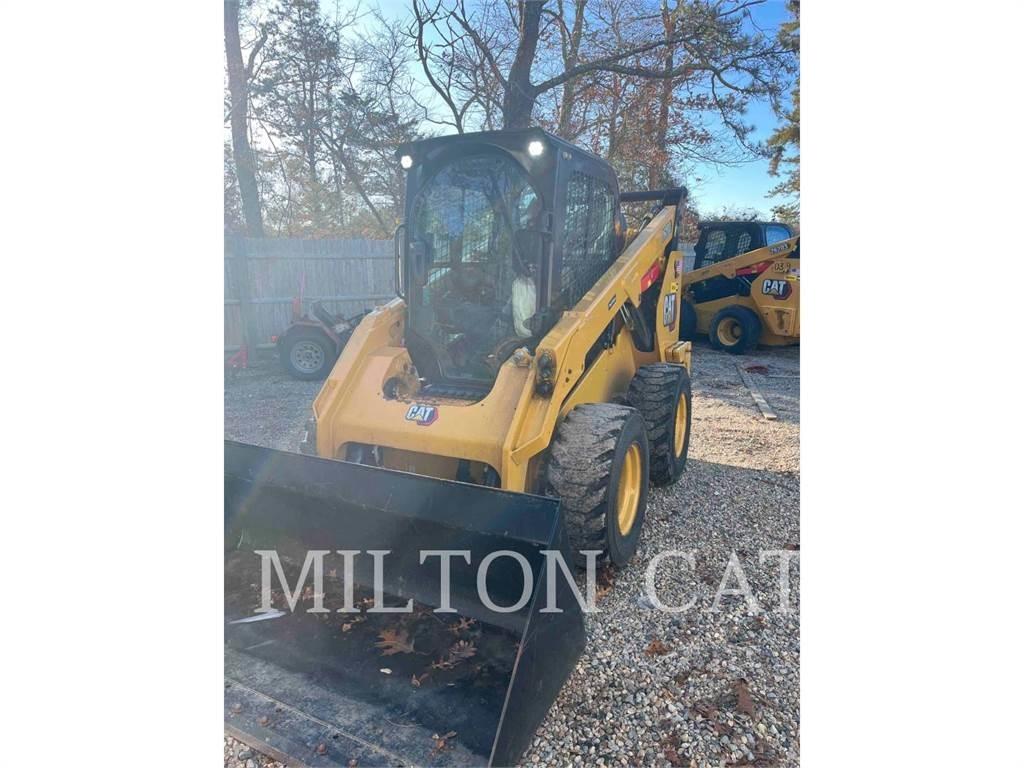 CAT 262D3 Skid steer loaders
