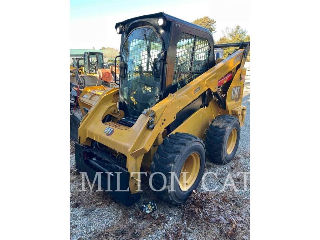 CAT 262D3 Skid steer loaders