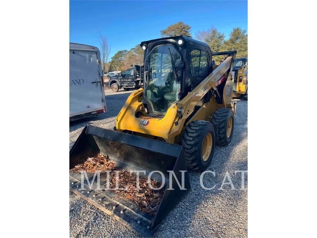 CAT 262D3 Skid steer loaders
