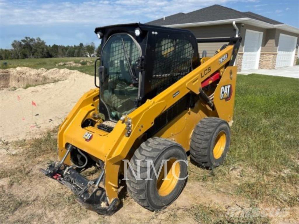 CAT 262D3 Skid steer loaders