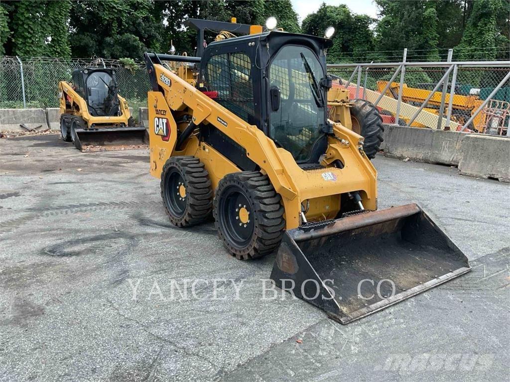 CAT 262D3 Skid steer loaders