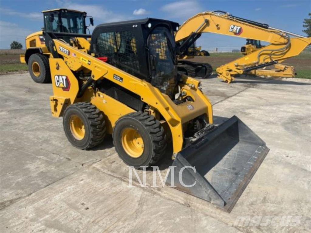 CAT 262D3 Skid steer loaders