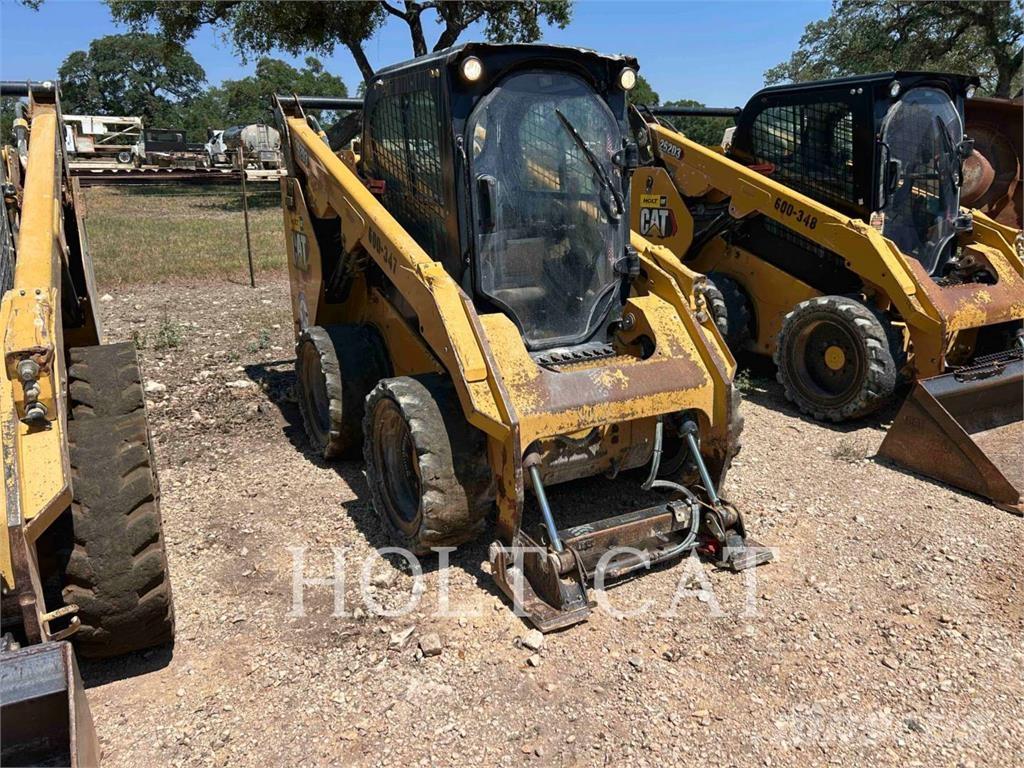 CAT 262D3 Skid steer loaders