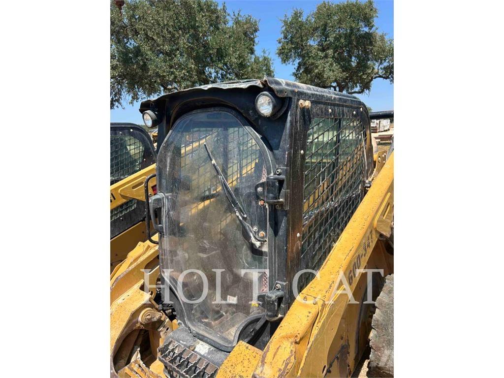 CAT 262D3 Skid steer loaders