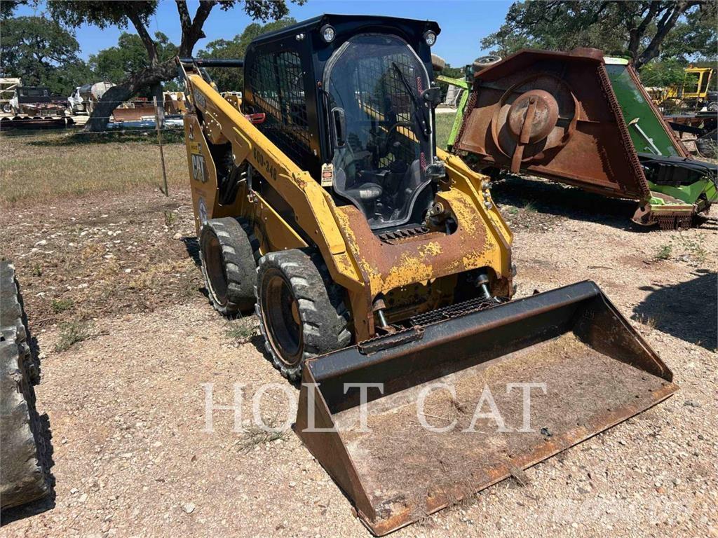 CAT 262D3 Skid steer loaders