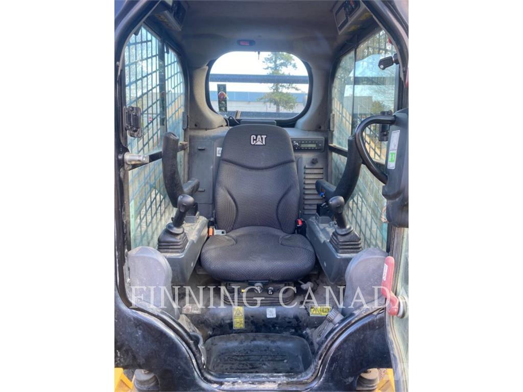 CAT 262D3 Skid steer loaders