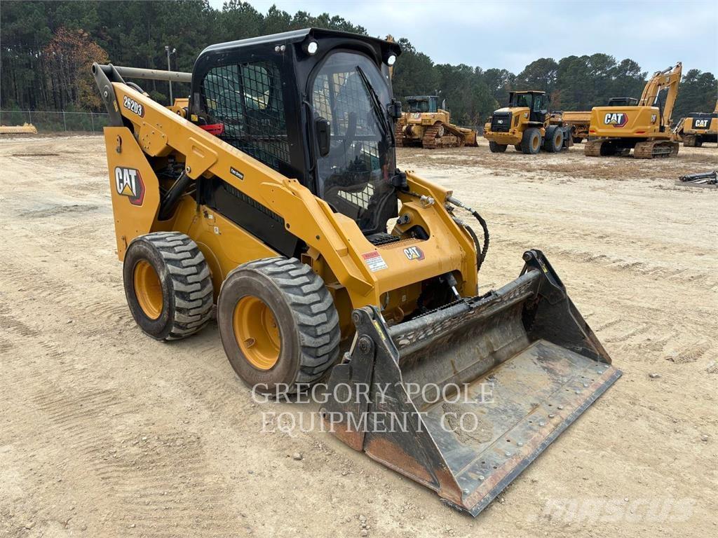 CAT 262D3 Skid steer loaders