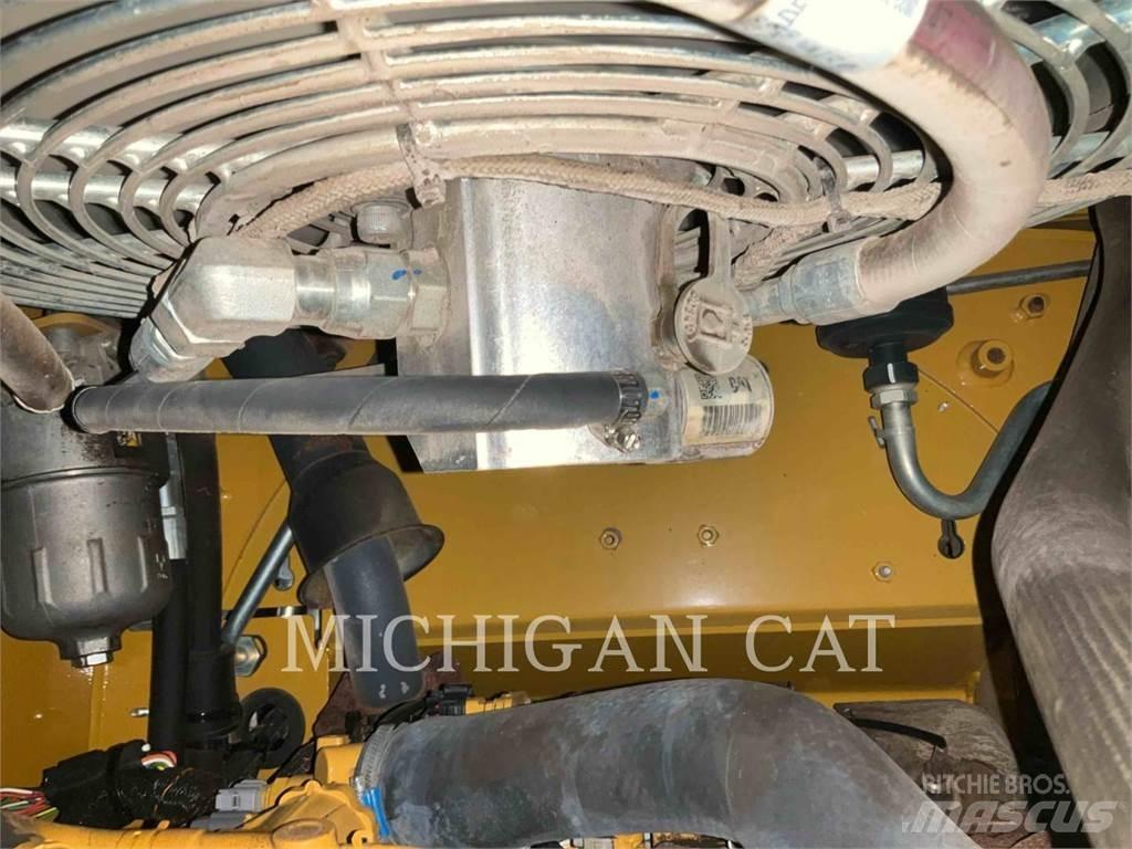 CAT 262D3 AHQR Skid steer loaders