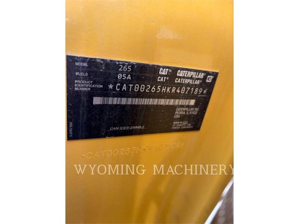CAT 265 Skid steer loaders