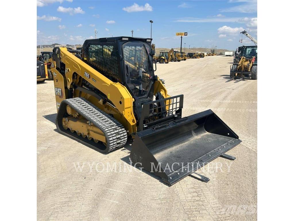 CAT 265 Skid steer loaders
