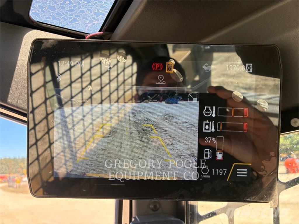 CAT 26505 Crawler loaders