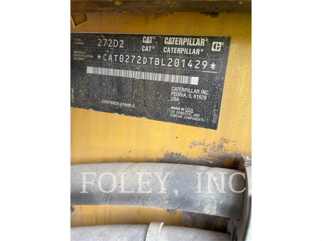 CAT 272D2 Skid steer loaders