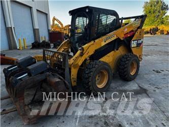 CAT 272D2 A2HQ Skid steer loaders