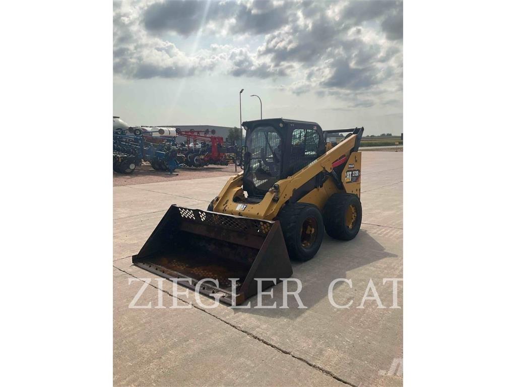 CAT 272D2XHP Skid steer loaders