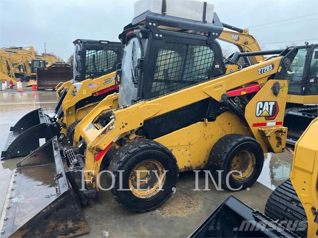 CAT 272D3 Skid steer loaders