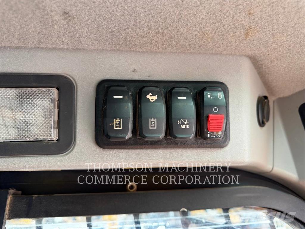 CAT 299D3 Crawler loaders