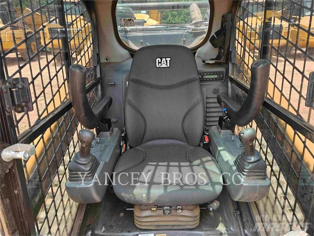 CAT 299D3 XE Skid steer loaders
