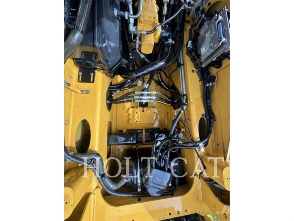 CAT 299D3 XPS Crawler loaders