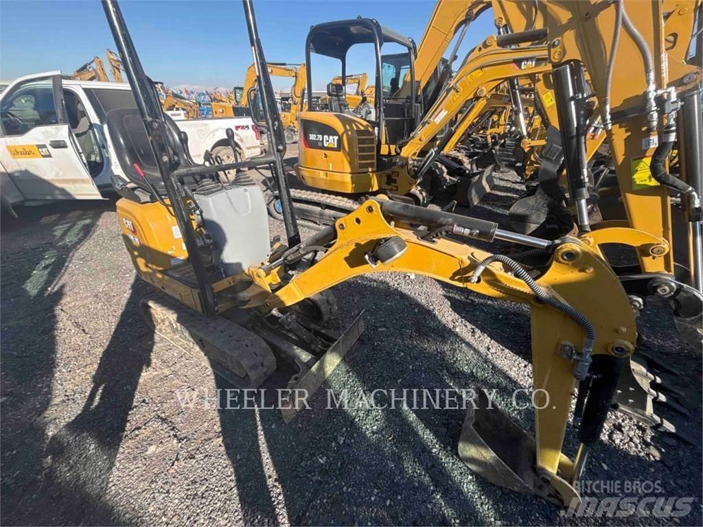 CAT 300.9D Crawler excavators