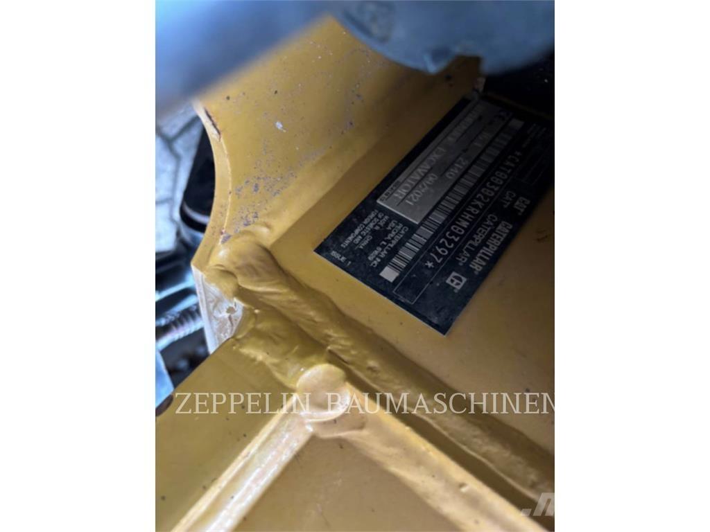 CAT 302-05A CR Crawler excavators