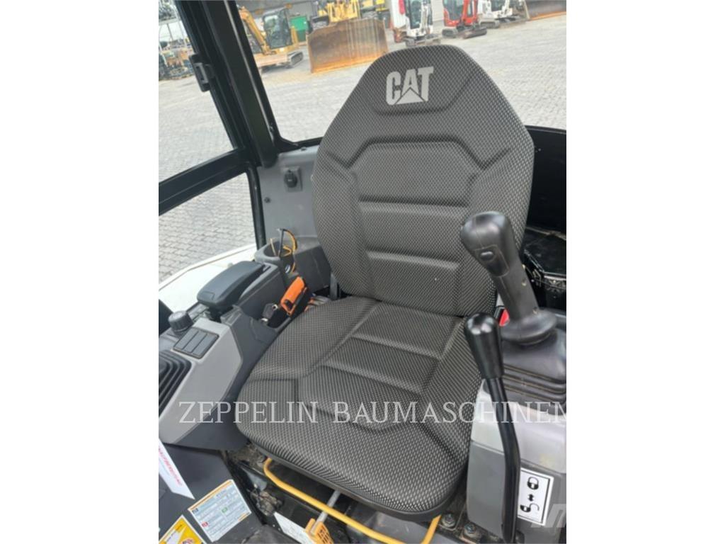 CAT 302.7CR-07 Crawler excavators