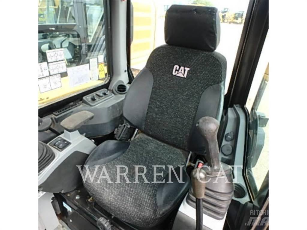 CAT 305.5E2 Crawler excavators