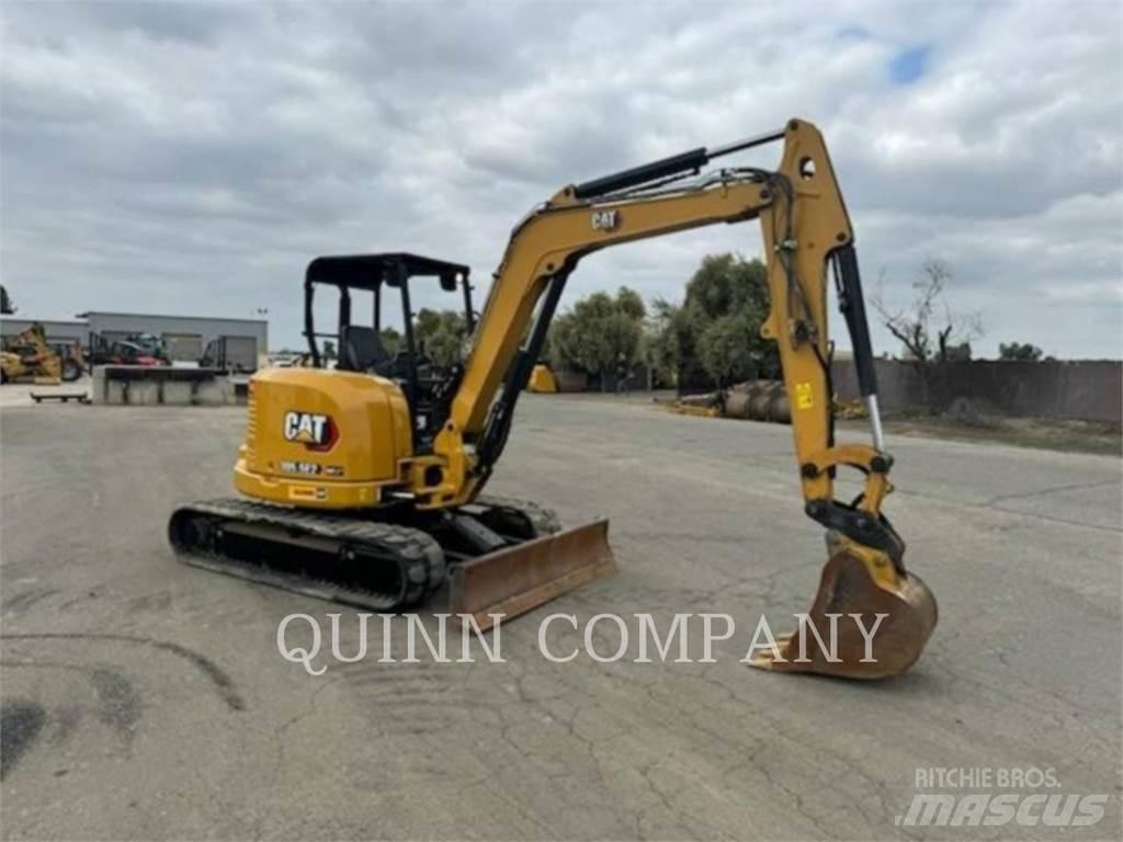 CAT 305.5E2 Crawler excavators