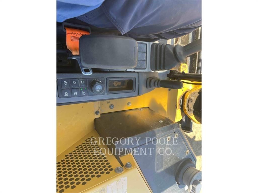 CAT 30607CR Crawler excavators