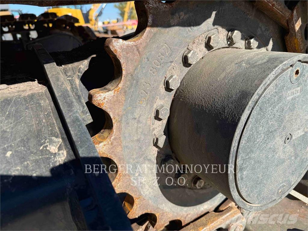 CAT 310 Crawler excavators