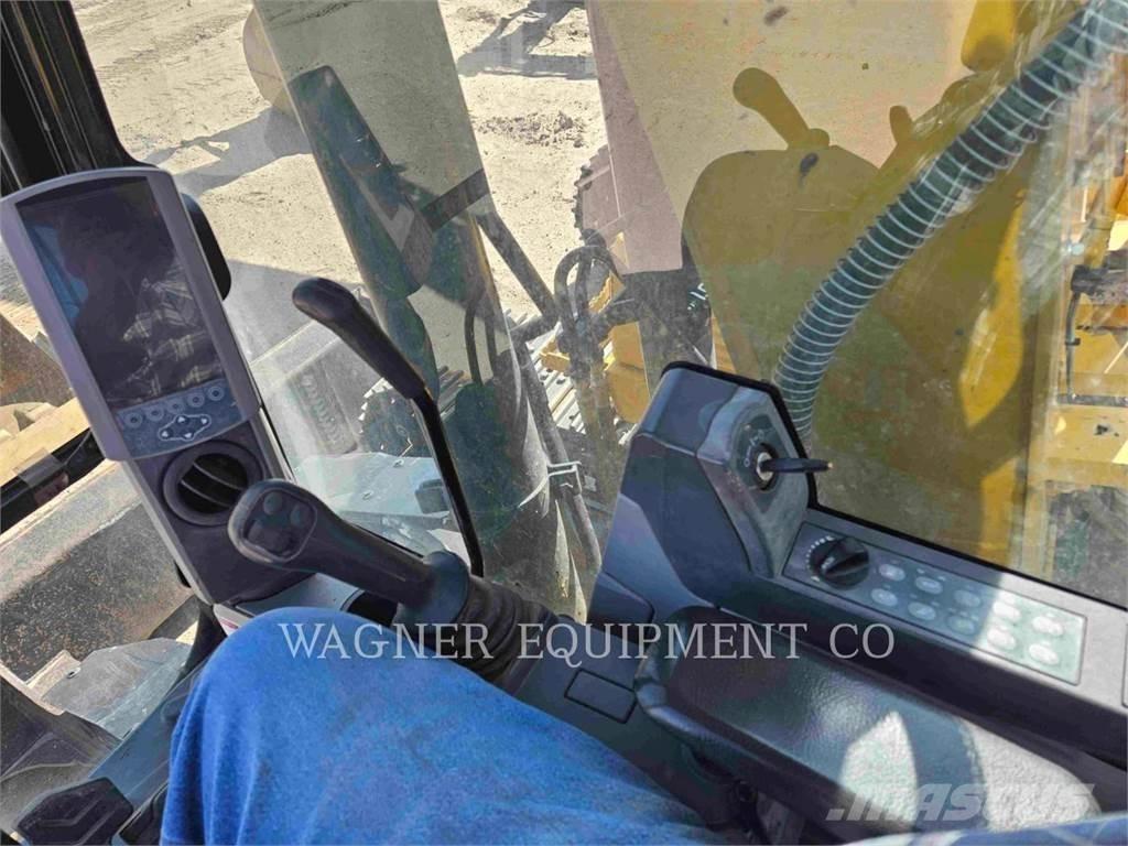 CAT 313FL THB Crawler excavators
