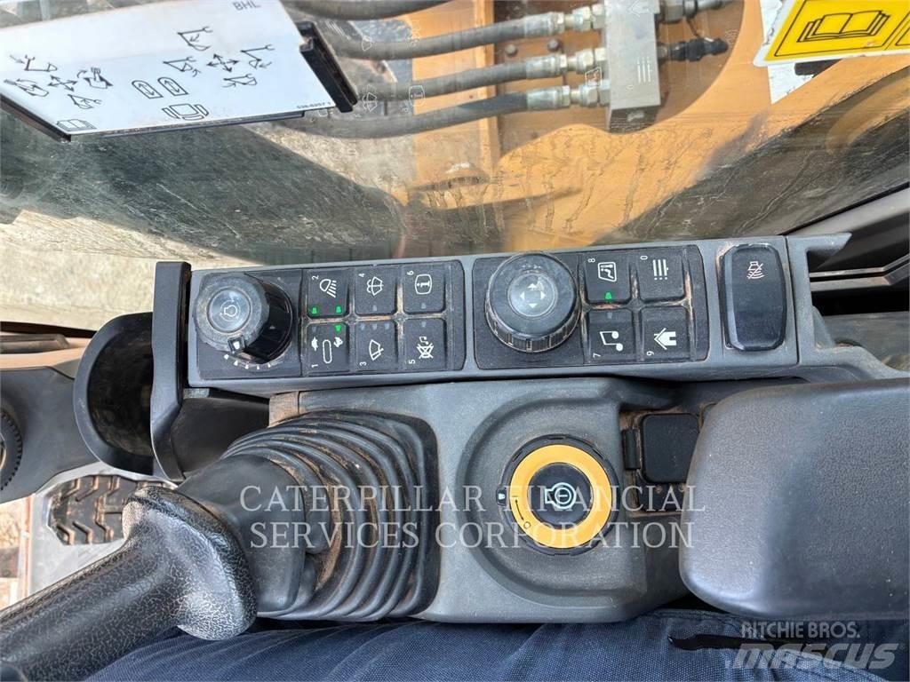 CAT 31707 Crawler excavators