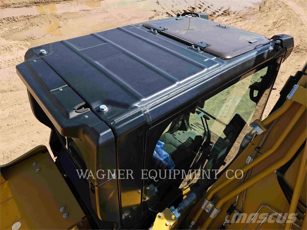 CAT 320 Crawler excavators