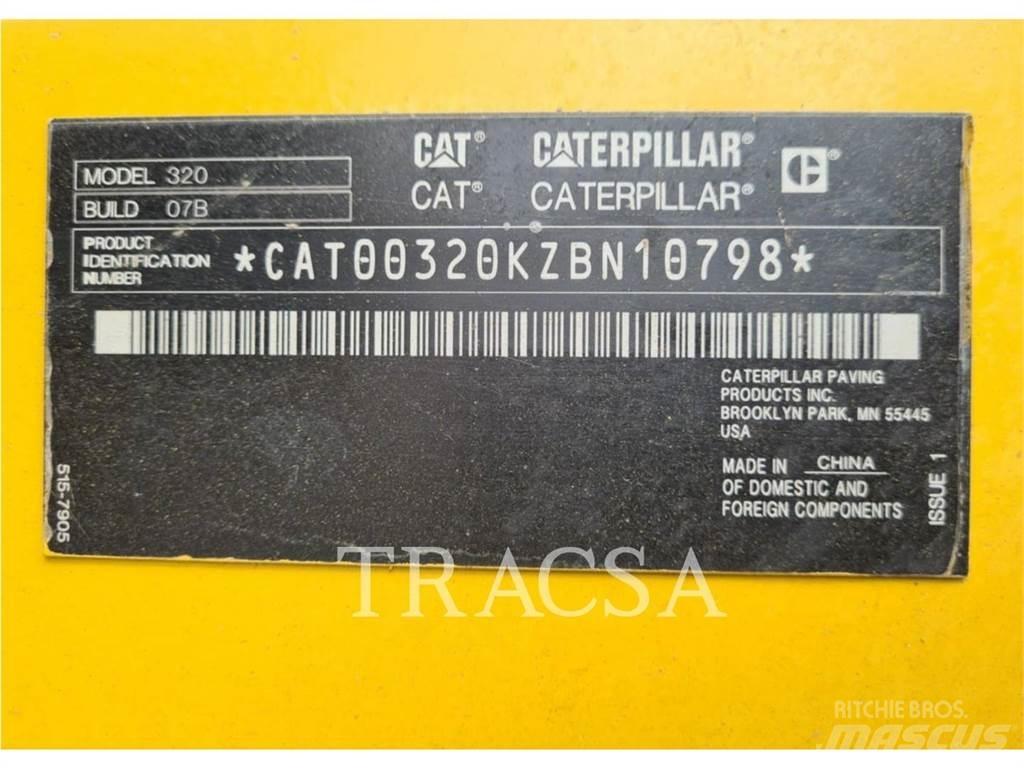 CAT 320 Crawler excavators