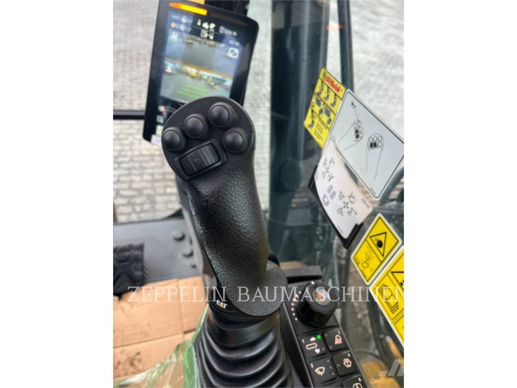 CAT 320-07D Crawler excavators