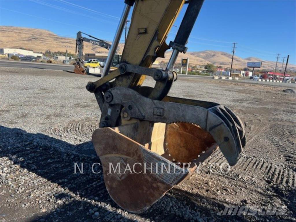 CAT 320D LRR Crawler excavators