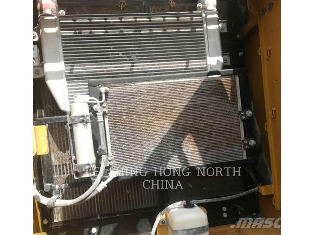 CAT 320D2 Crawler excavators