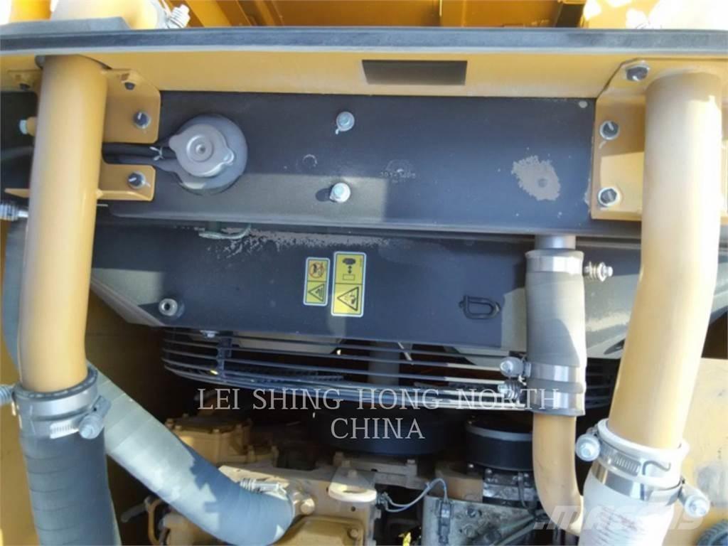 CAT 320D2 Crawler excavators