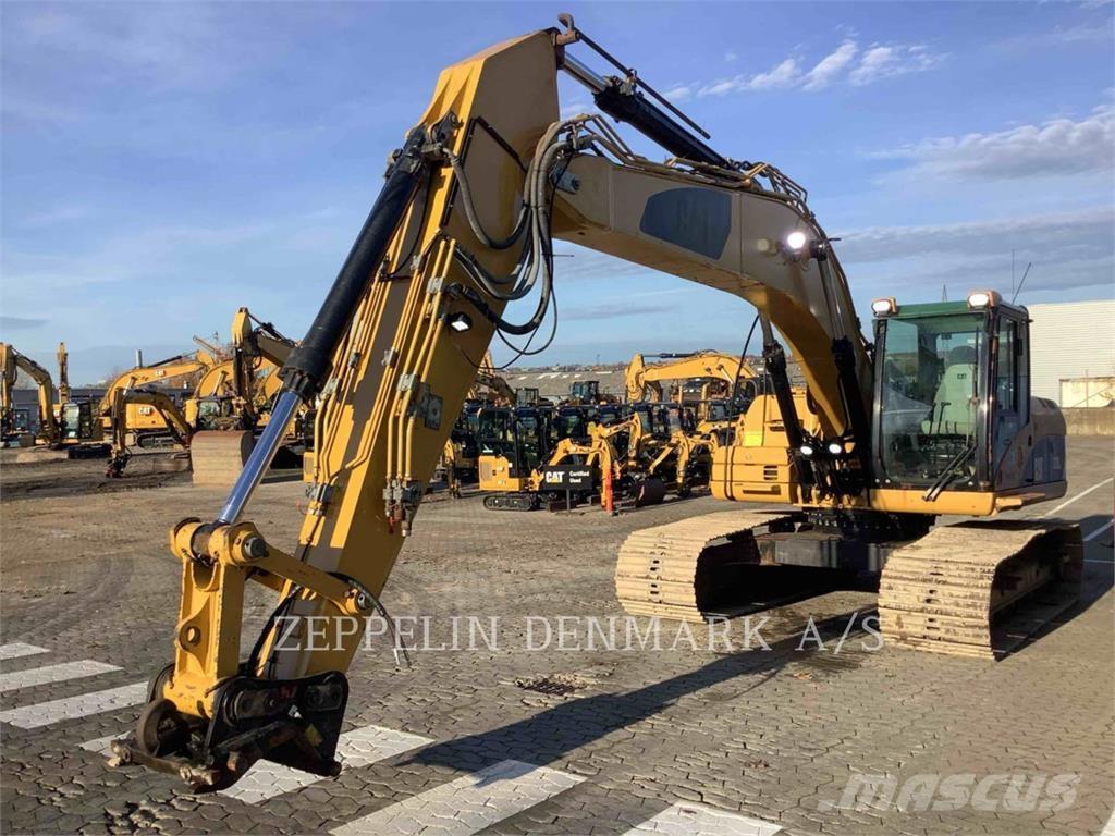 CAT 323DL Crawler excavators