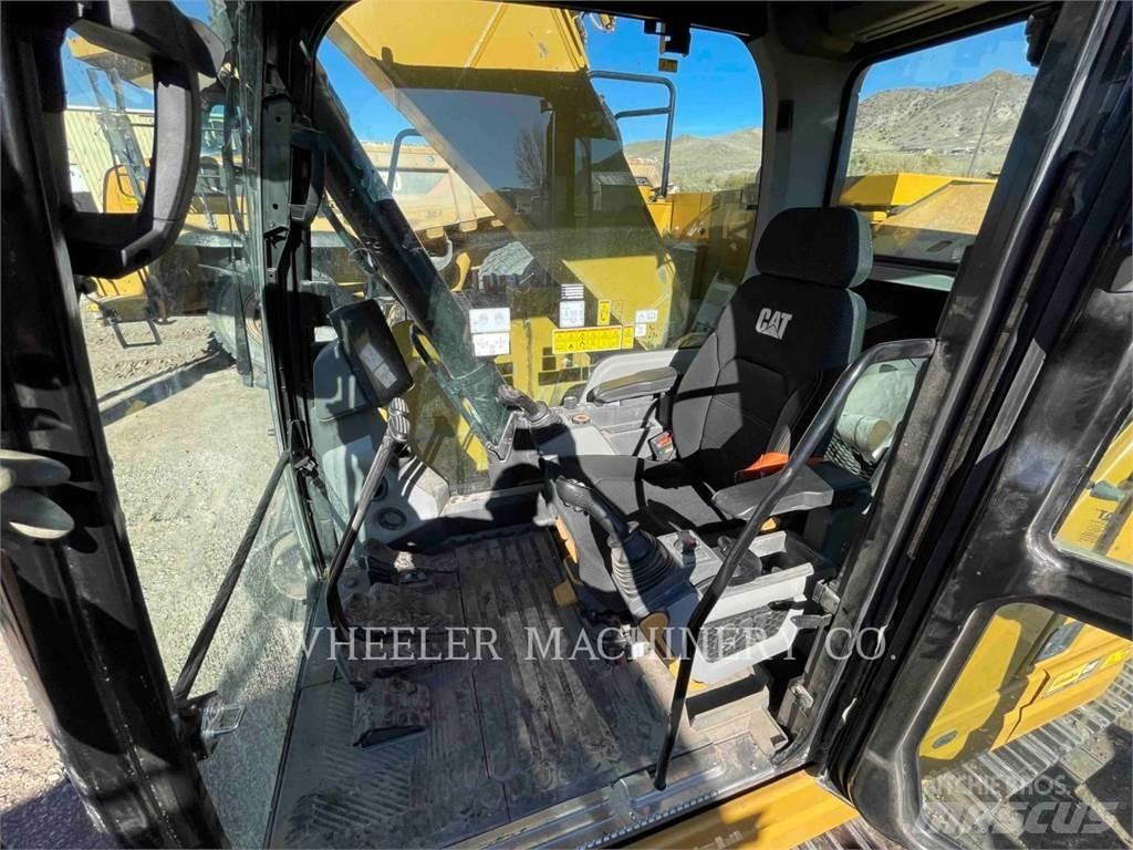 CAT 325 CF Crawler excavators