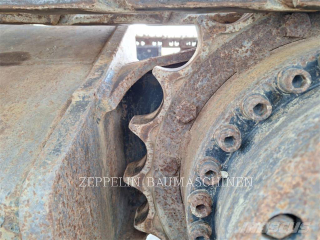 CAT 325FL Crawler excavators